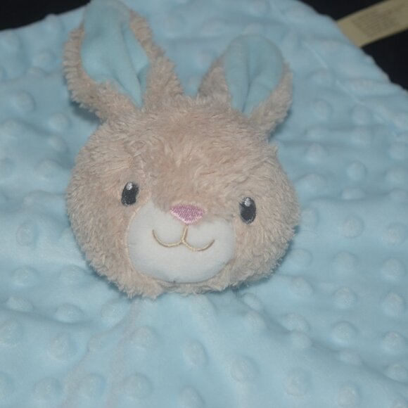 My first Easter security blanket bunny - Picture 2 of 4